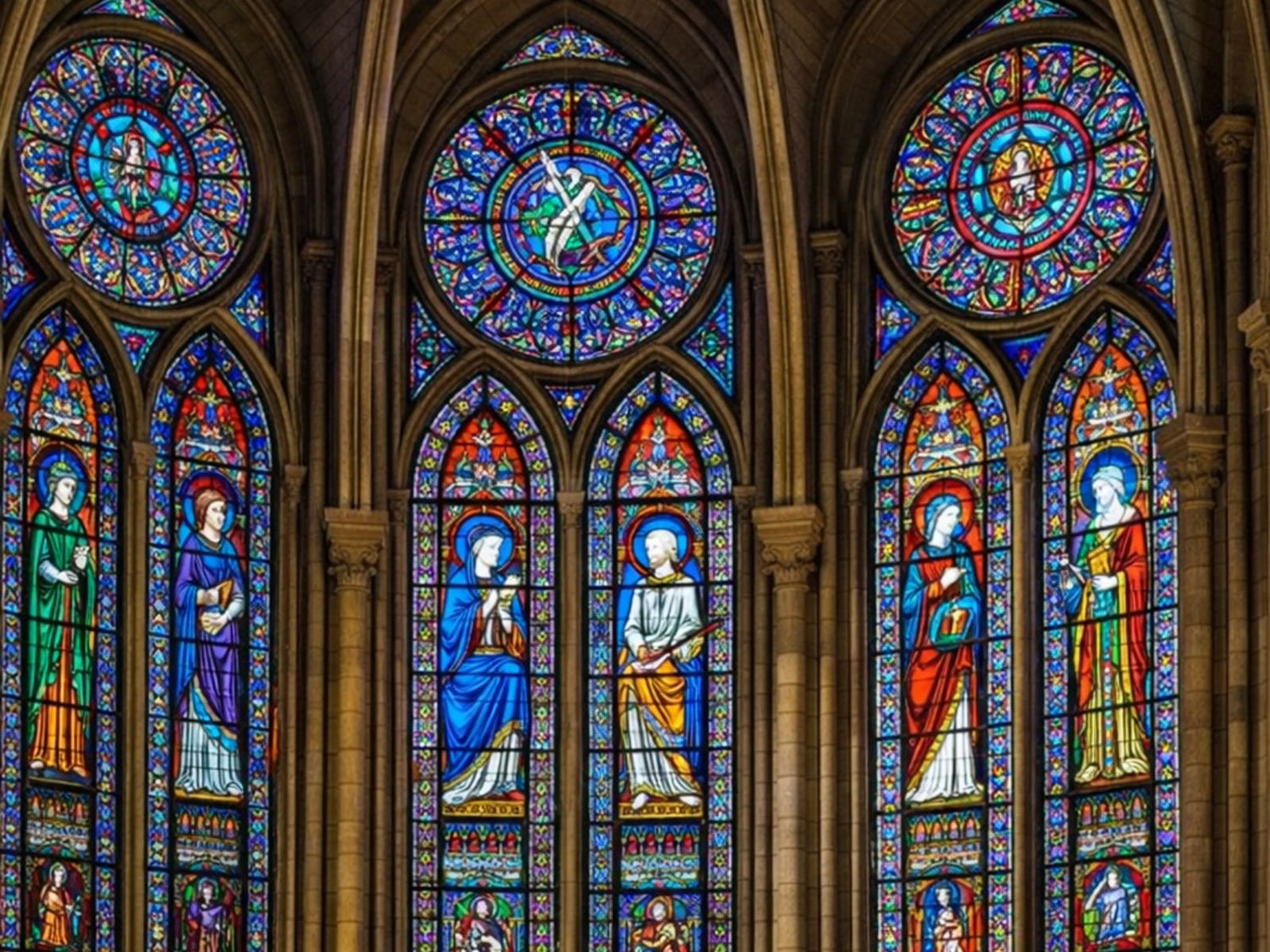 Notre-Dame de Paris : histoire, architecture et pourquoi elle est célèbre - NOTRE-DAME.ORG
